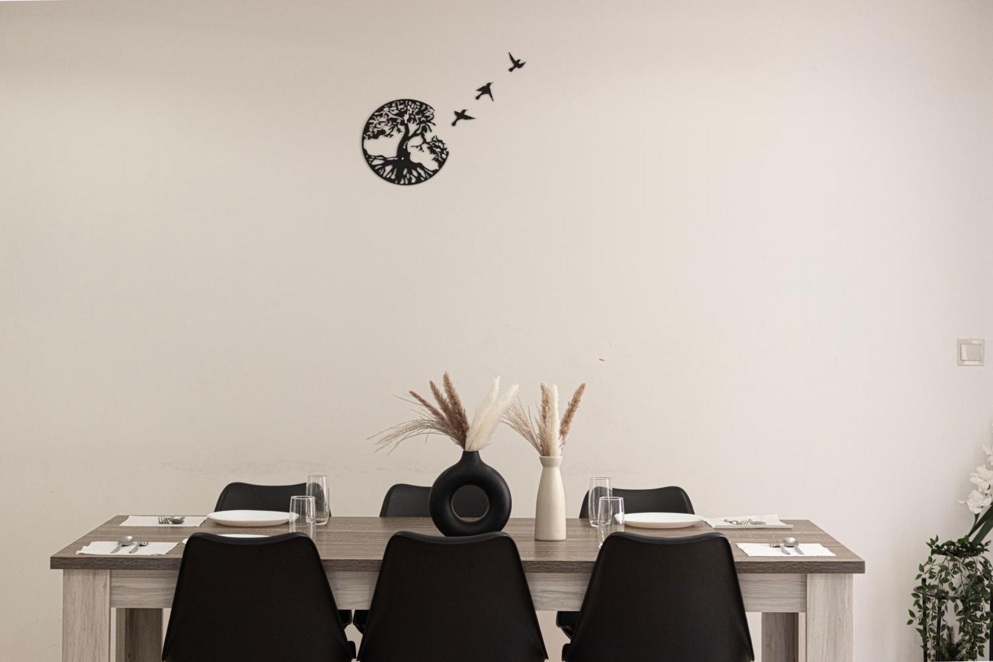 Moonlight Hostel Jbr - 2Min Walk To Jbr Beach - Gym - 2Min Metro Station - Poll Dubai Exterior photo